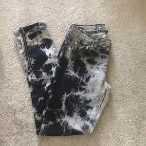 Acid Wash Black and Gray Skinny Jeans